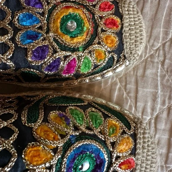 Patrizia by Spring Step Black/ Cream Slip-Ons- Size-39, women’s-NEW! Never worn - Picture 8 of 8